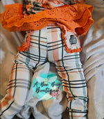 Load image into Gallery viewer, Pumpkin Patch Leggings Set
