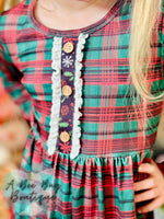 Load image into Gallery viewer, Classic Christmas Plaid Dress
