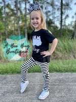 Load image into Gallery viewer, Black and white striped leggings
