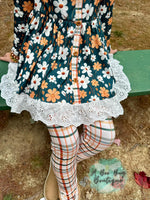 Load image into Gallery viewer, Cozy Plaid Floral Eyelet Lace Leggings Set
