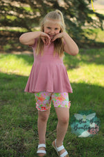 Load image into Gallery viewer, Tropical Blooms Button Shorts
