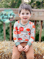 Load image into Gallery viewer, Olive Pumpkin Unisex Top
