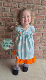 Load image into Gallery viewer, Green Bunnies Nightgown
