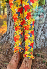 Load image into Gallery viewer, Colors of Fall Cross Flutter Leggings
