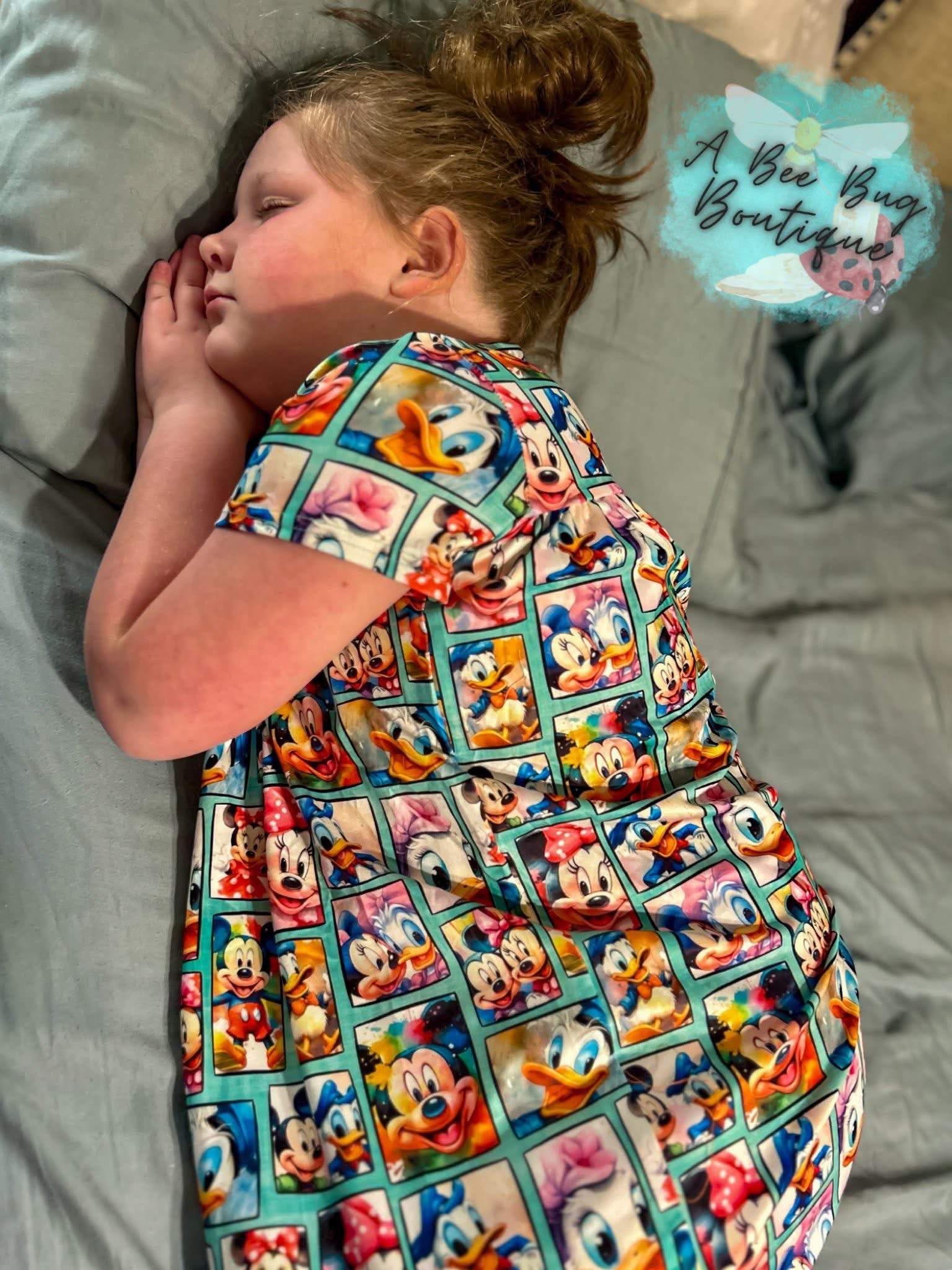 Clubhouse Friends Nightgown