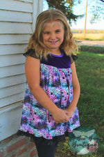 Load image into Gallery viewer, Enchanted Spiderwebs Velvet Tunic
