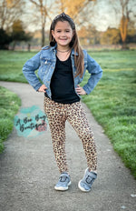Load image into Gallery viewer, Classic Leopard Leggings
