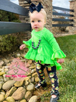 Load image into Gallery viewer, Baby Yoda Leggings
