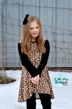 Load image into Gallery viewer, Classic Leopard T Shirt Dress
